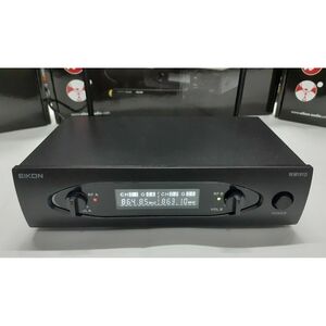 Eikon WM101DH Radio Microfoni Wireless UHF Doppio Archetto 2 Antenne + Display