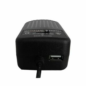 Alimentatore regolabile Universale da 3V a 12V 3A max con uscita USB