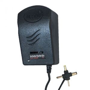 Alimentatore regolabile da 3V - 5V - 6V - 7.5V - 9V - 12V - 1A