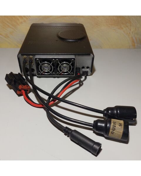 Yaesu FT-100D Quadribanda Veicolare HF/50/144/430 Mhz All-Mode