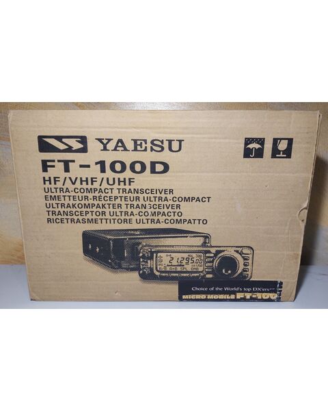 Yaesu FT-100D Quadribanda Veicolare HF/50/144/430 Mhz All-Mode