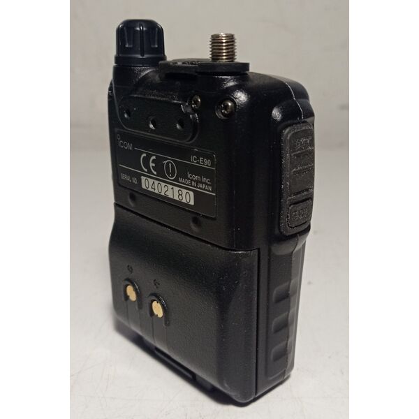 Icom IC-E90 Radio Portatile Tri Band 50/144/430 Mhz