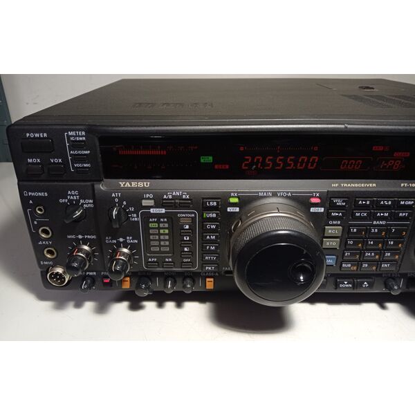 Yaesu FT-1000MP Mark-V Field Radio Base HF