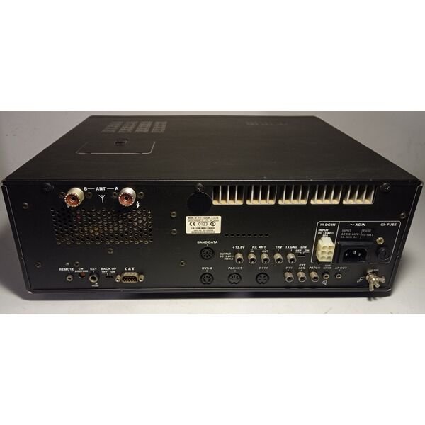 Yaesu FT-1000MP Mark-V Field Radio Base HF