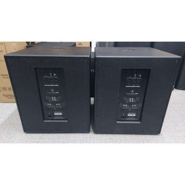 MACKIE THUMP 18S Coppia Subwoofer Attivi 18"